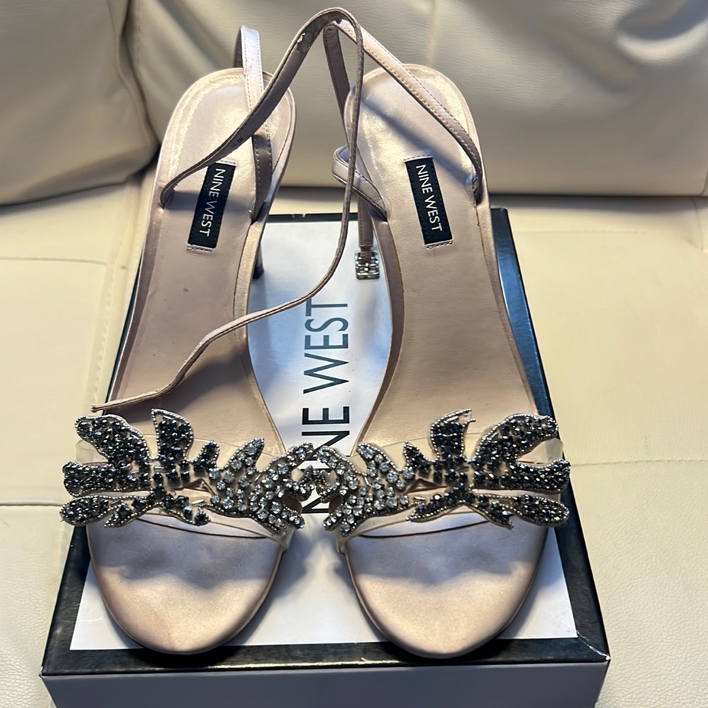 Nine West Champagne Jeweled and Fabric 3 inch heels.